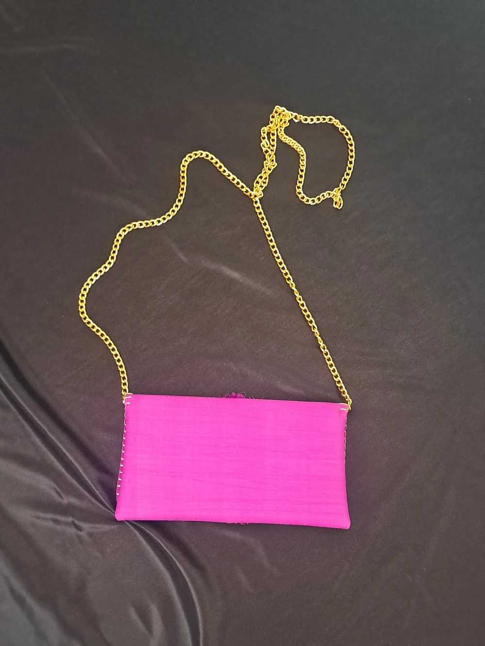 VINTAGE SHIRALEAH CHICAGO Fuchsia Floral Chain Shoulder Bag